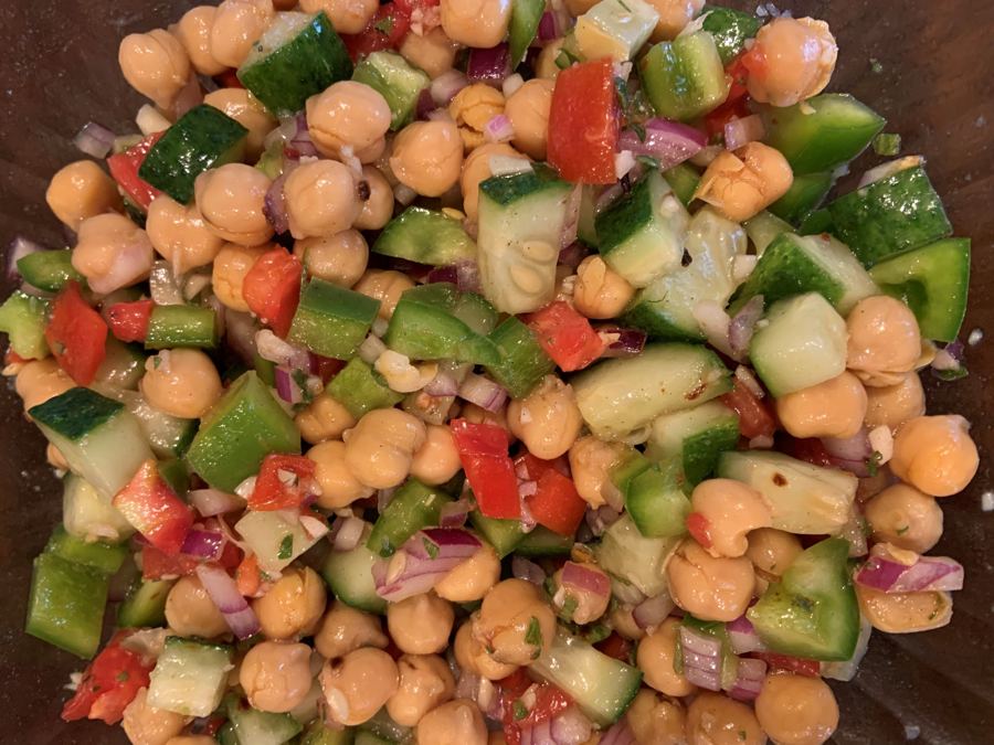 Mediterranean Chickpea Salad